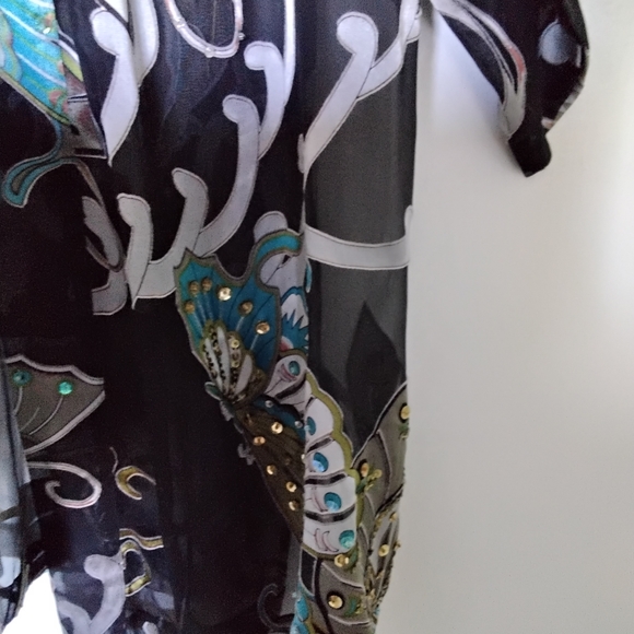 Simply Silk Kimono - Picture 3 of 3